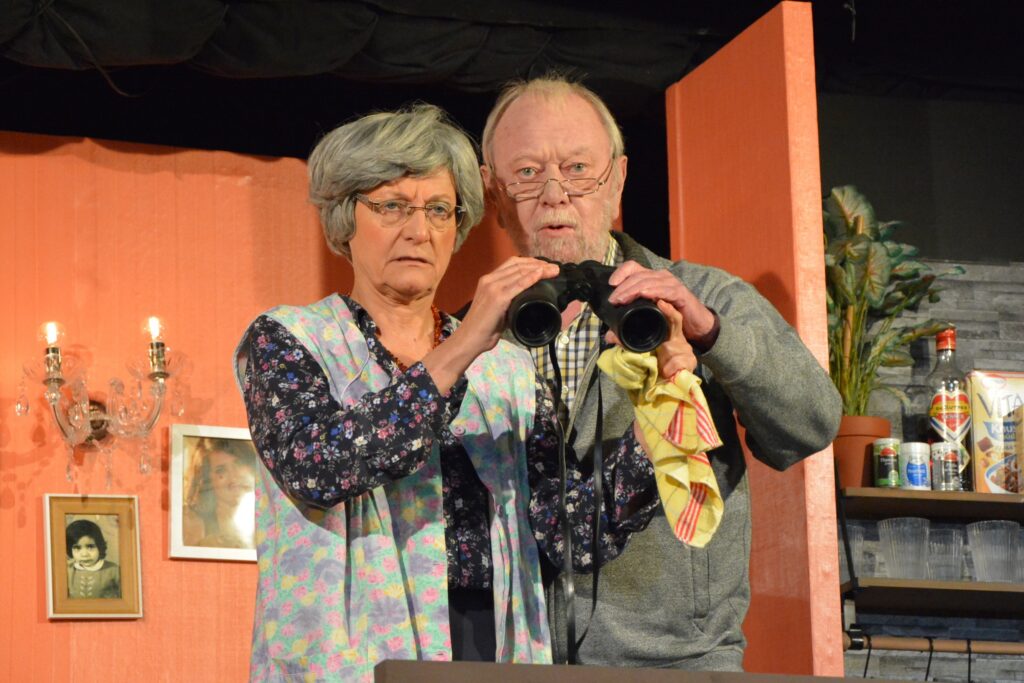 Szenenfoto 11 aus „Die Crengelmanns“ auf der Ruhrbühne Witten